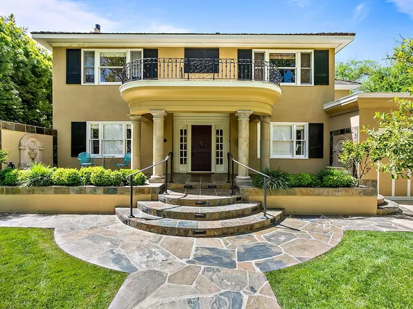 1014 43rd St, Sacramento, CA 95819