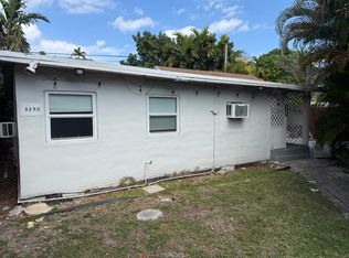 3355 SW 23rd Ter, Coral Gables, FL 33145