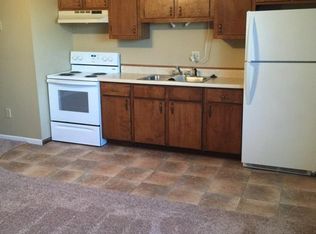 102 E Glendale Dr APT 2, Clinton, MO 64735