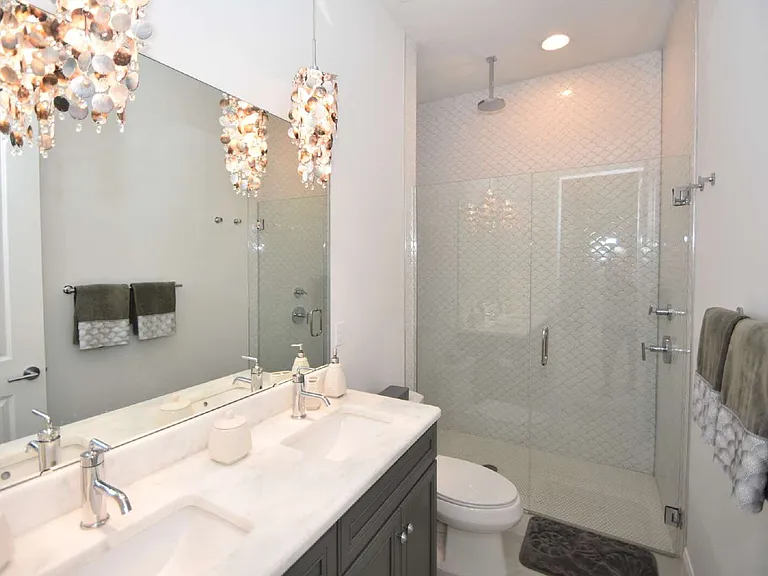 114 Del Palma Dr — Photo 41