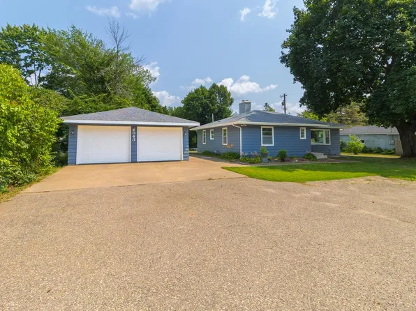 4943 Osgood Ave N, Stillwater, MN 55082
