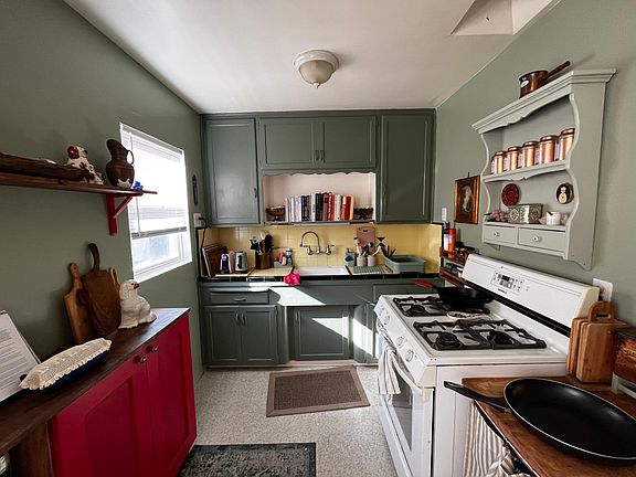 5th image of 4726 34th St #4726