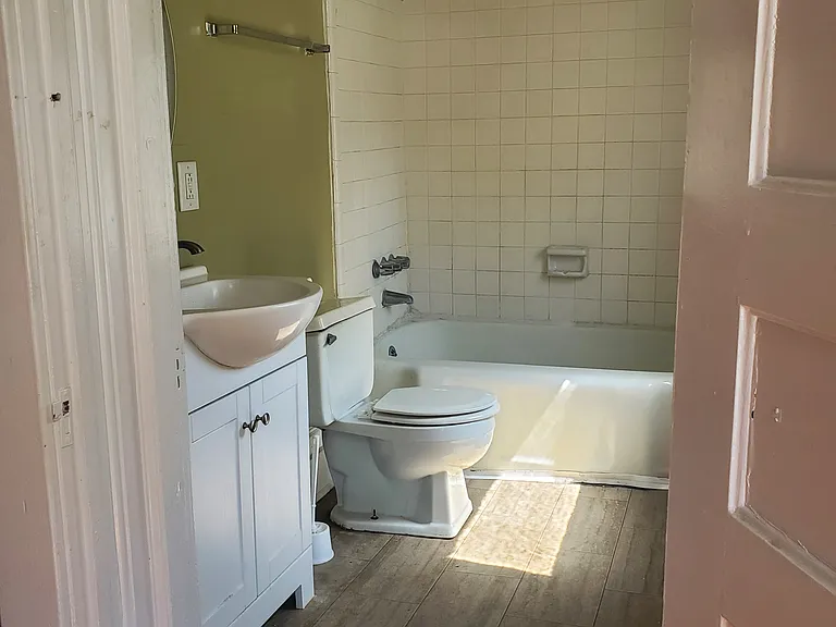 905 Cherry St #B — Photo 5