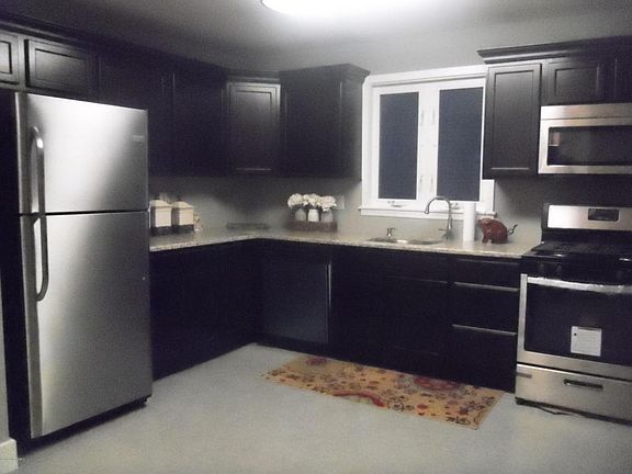 2nd image of 50 William St