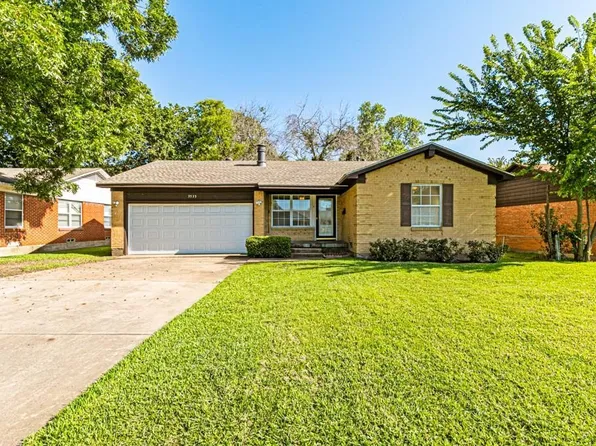 3533 Gray Dr, Mesquite, TX 75150