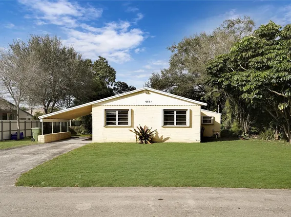 6821 SW 10th St, Pembroke Pines, FL 33023