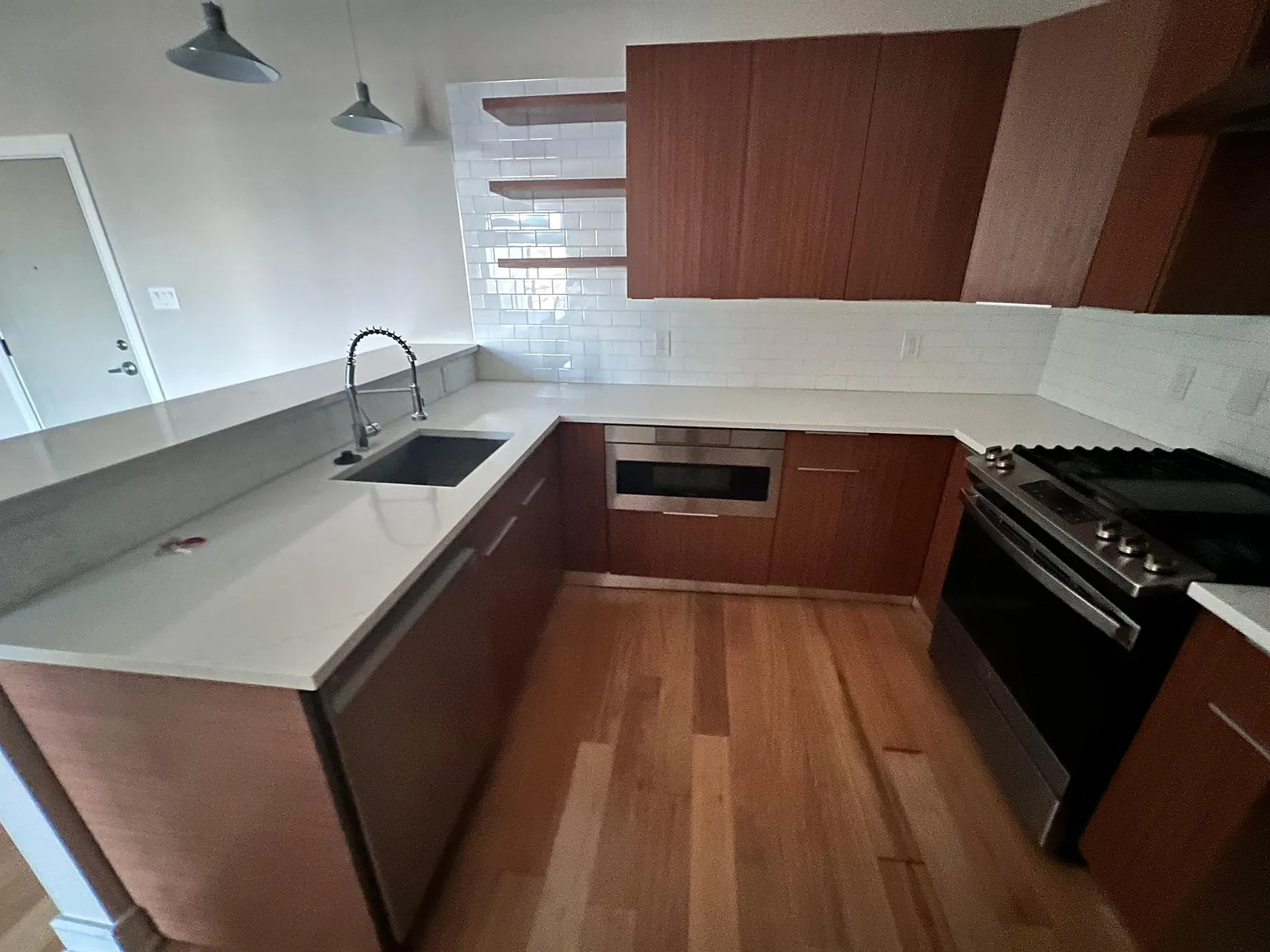 3206 Capri Ct — Photo 3