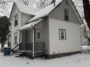 906 W 22nd St, Lorain, OH 44052