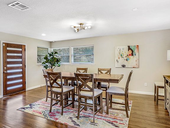 5th image of 3411 Timberview Rd