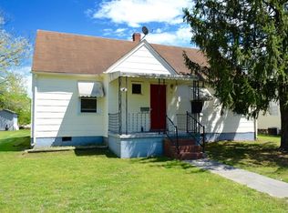20 Pickett Ct, Blackstone, VA 23824