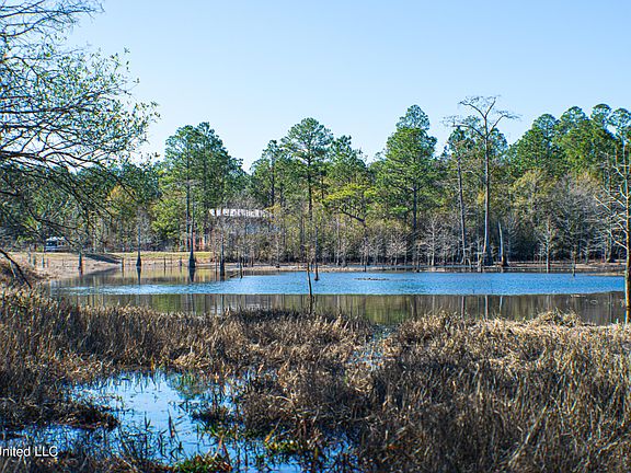 5th image of 1 Bull Creek Dr #26