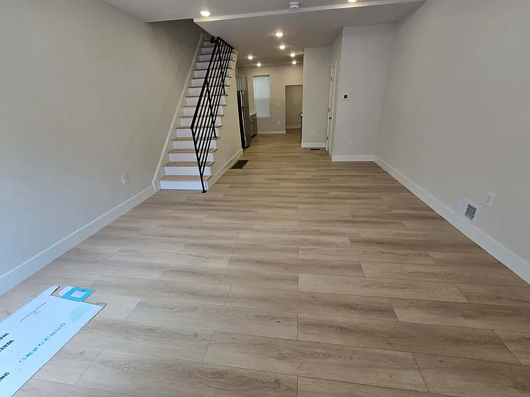 2544 S Sheridan St — Photo 15