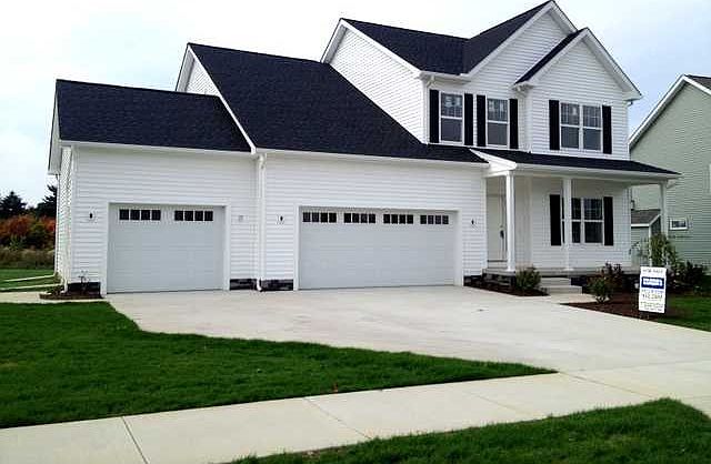 1st image of 7656 Oakwilde Dr #47