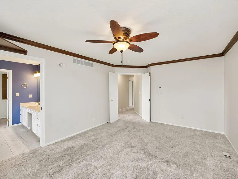 5226 SE 31st Ct — Photo 22