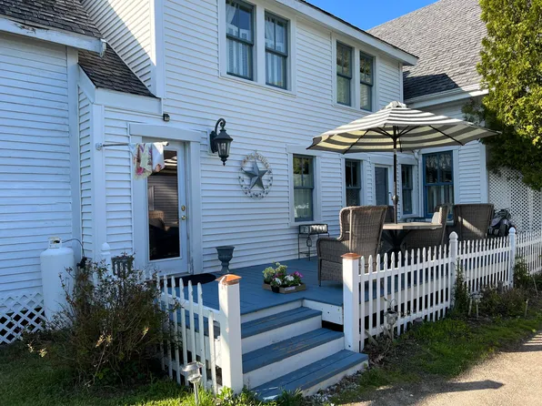 38 Center Street, Machias, ME 04654