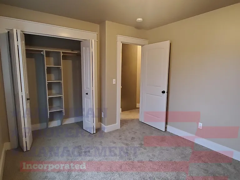 2839 N Jeremy Ave — Photo 13
