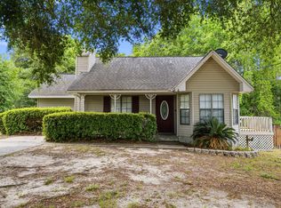 207 Pinoak Ct W, Crestview, FL 32539