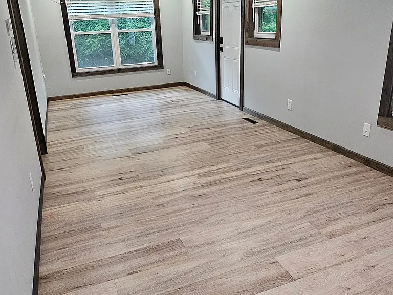817 Kanawha State Forest Dr — Photo 3