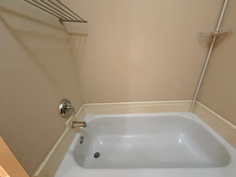 1353 Island Shore Dr — Photo 10