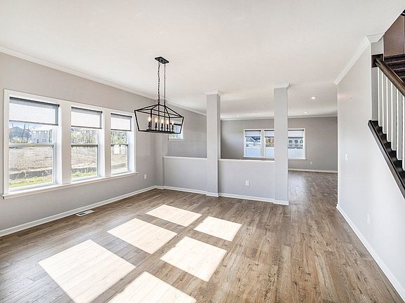 5th image of 5275 Brinson Ln