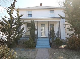 12 Cottage St, Windsor, CT 06095