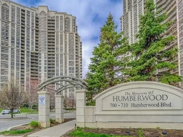 710 Humberwood Blvd, Toronto, ON