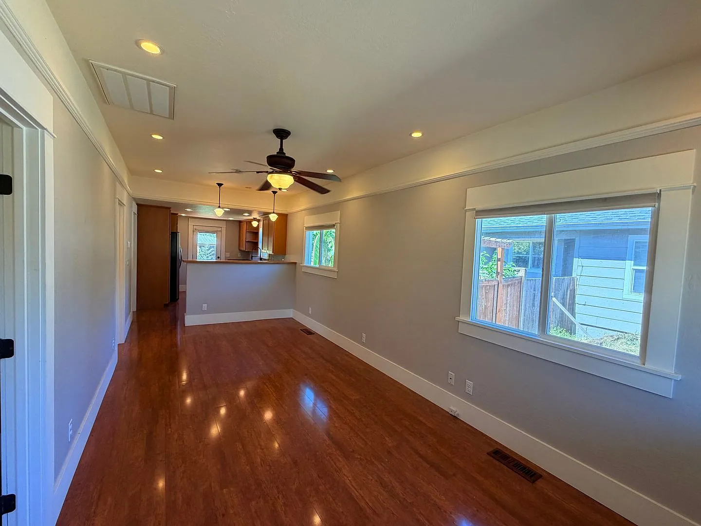 Updated 2 Bed/1 Bath in Whiteaker Neighborhood — Photo 3