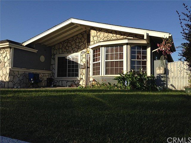 1st image of 563 Peckam Dr