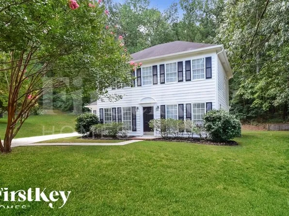 122 Carriage Dr, Maylene, AL 35114