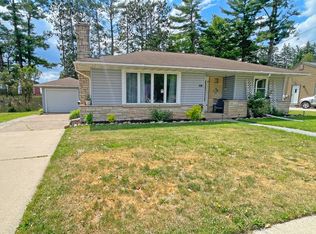 1011 N Main St, Marion, WI 54950