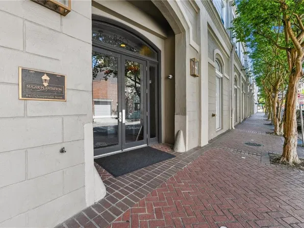 840 Tchoupitoulas St APT 215, New Orleans, LA 70130