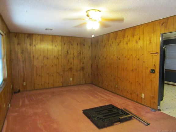 4th image of 318 Dogwood Dr
