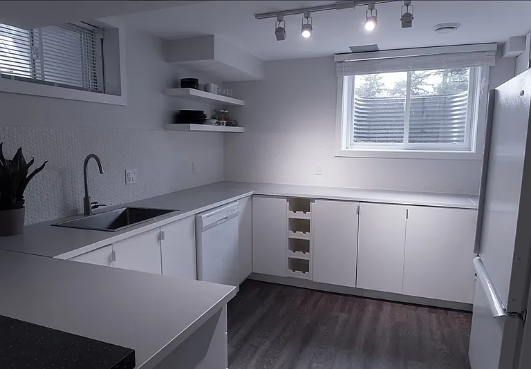 53 Chippewa Ave #B — Photo 1