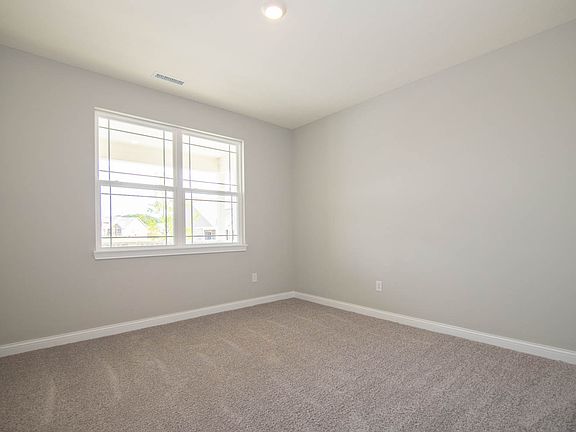 5th image of 8853 Faulkner Dr