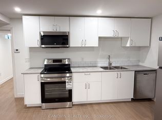 452 Alex Doner Dr, Newmarket, ON L3X 1C1