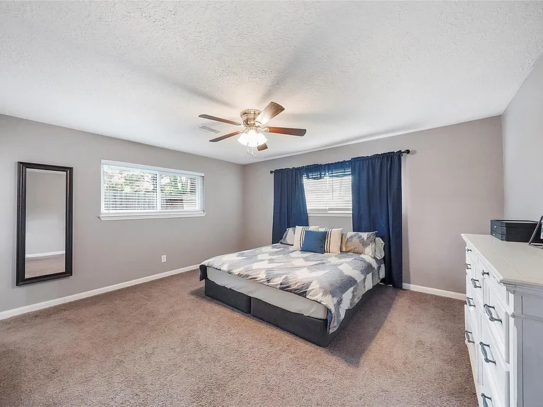 304 Old Bayou Dr — Photo 3