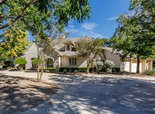 541 Lakewood Dr, Fairview, TX 75069
