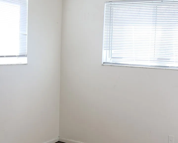324 N 1020 E — Photo 5
