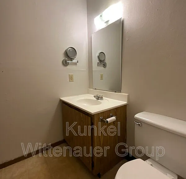2609H Sierra Dr — Photo 9