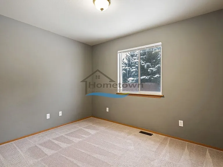 880 N Tucson St — Photo 15