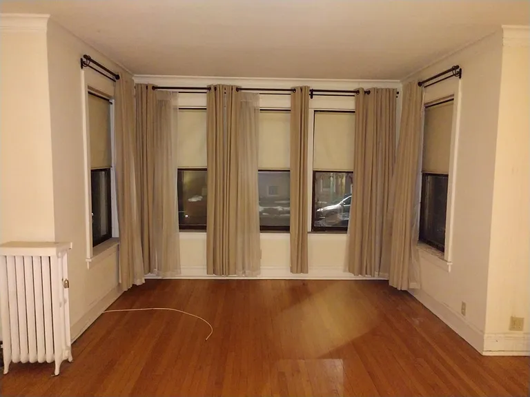 5735 N Campbell Ave #1 — Photo 4