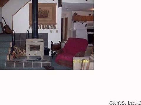 5th image of 33995 Hell St