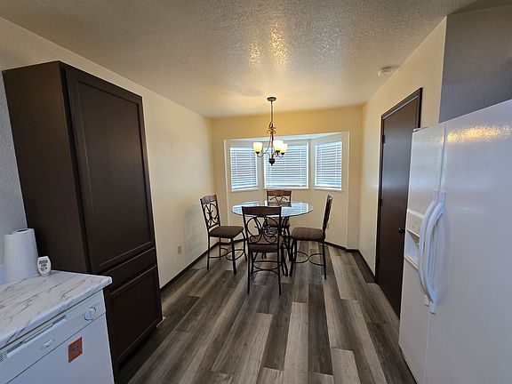 5th image of 507 S Broadway Unit B