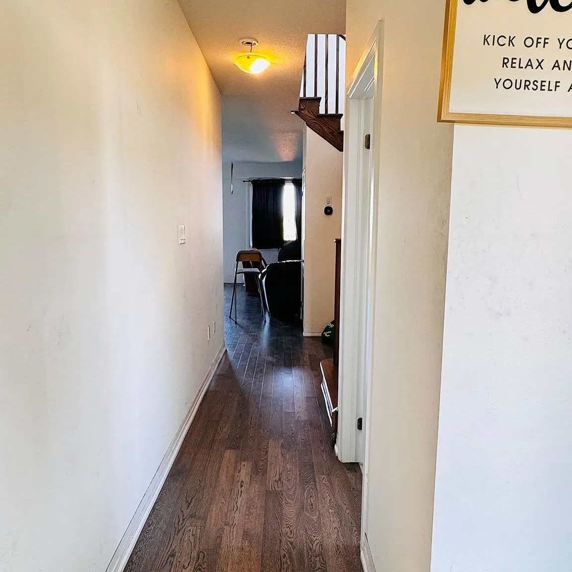 3 bed, $2,200 — Photo 2