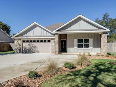 1609 S 8th St, Ocean Springs, MS, 39564