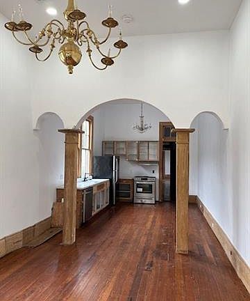 3rd image of 1330 Elysian Fields Ave #2A