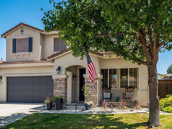 3rd image of 595 Tara Bella Dr