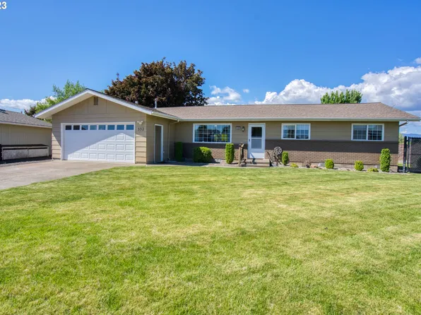 332 12th Street Ct, Goldendale, WA 98620