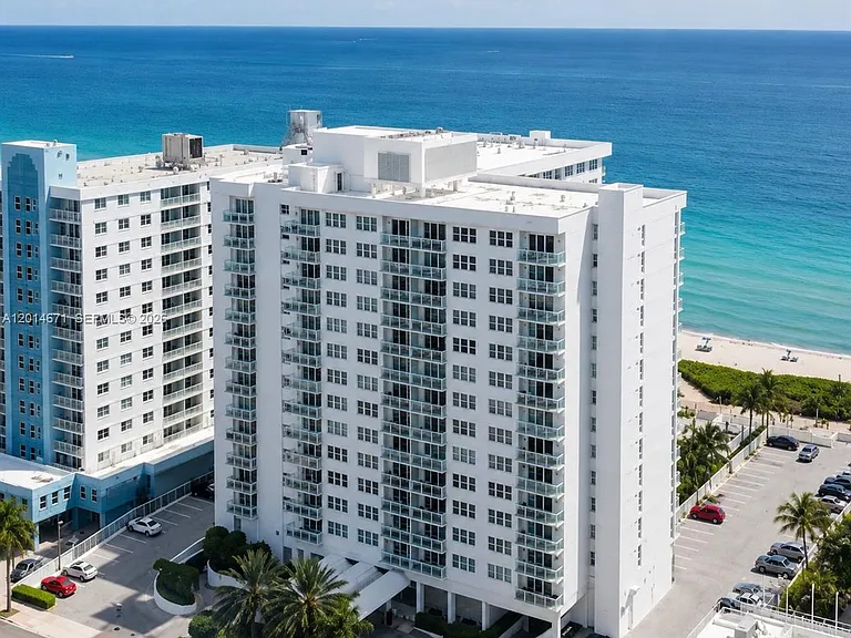 6917 Collins Ave #614 — Photo 38