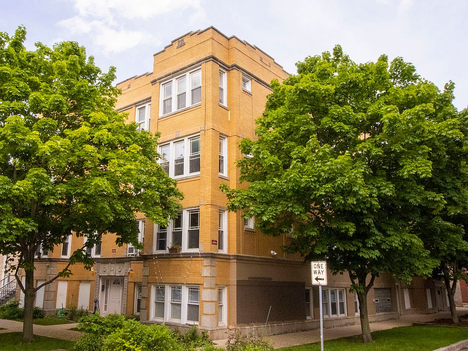 1st image of 2501 N Washtenaw Ave APT 3